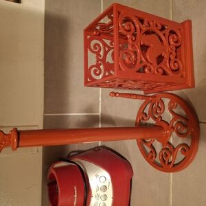 Red Roostwr Paper Towel And Kitchen Utensil Holder Cast Iron